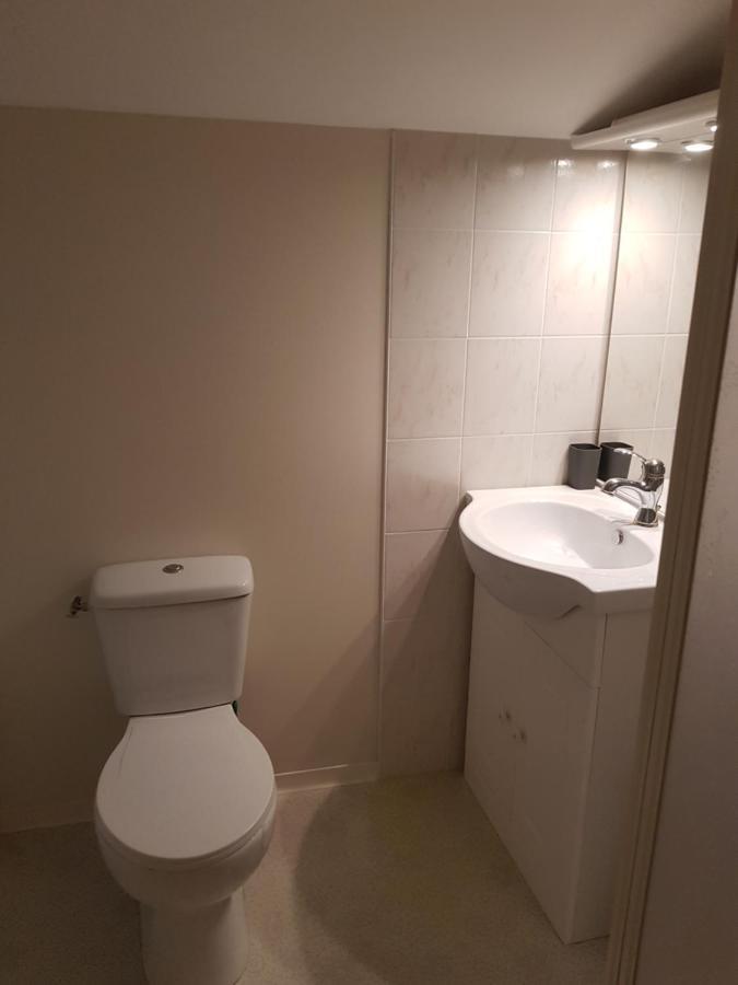 Le Pommier Chambre D'Hote Clussais-la-Pommeraie Εξωτερικό φωτογραφία