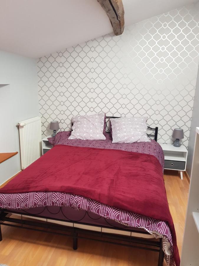 Le Pommier Chambre D'Hote Clussais-la-Pommeraie Εξωτερικό φωτογραφία