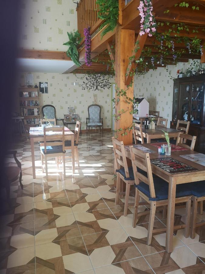 Le Pommier Chambre D'Hote Clussais-la-Pommeraie Εξωτερικό φωτογραφία